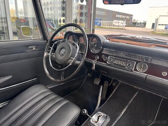 Mercedes Benz 280SL Pagoda - 9