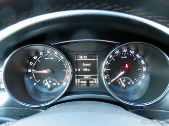 Škoda Superb II 2.0TDi 125Kw 4x4, kombi, Nové v ČR - 9