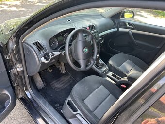 Škoda Octavia II 2006 1.6 MPi - 9