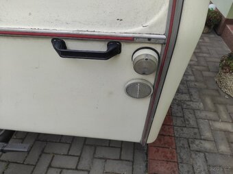 Polský karavan N 126 - 9