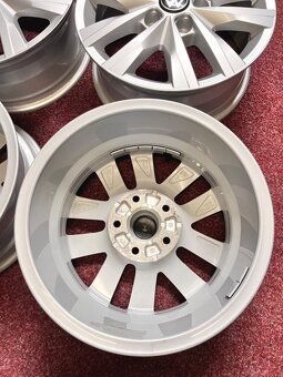 5x120 R16 Alu originál T6 najeto 11.500KM - TOP STAV - 9