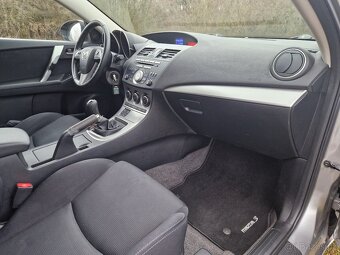 PRODÁM KRÁSNOU MAZDU 3 - 9