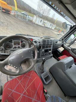 Autodomíchávač IVECO TRAKKER 9m3 - sleva- - 9