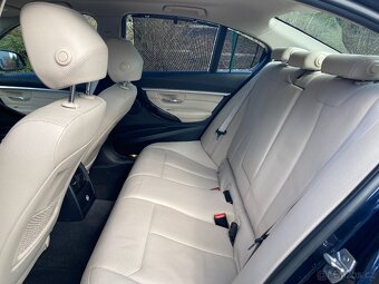 BMW Řada 3, 330d 190kW xDrive LuxuryLine - 9