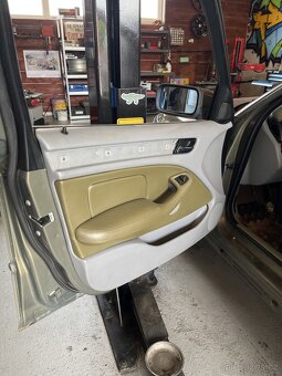 Individual sedadla Bmw E46 touring - 9