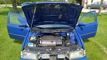 skoda octavie 1.6 benzin ( velmi pekna ) - 9