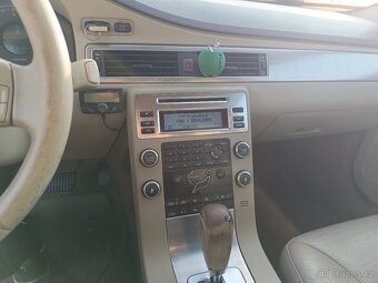 Volvo V70 - 9