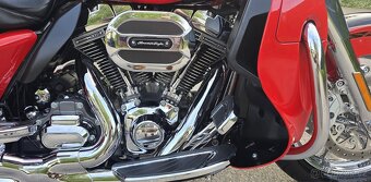 Harley Davidson Electra Glide Ultra CVO FLHTKSE - 9