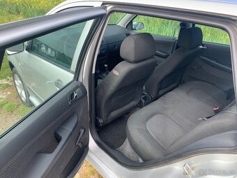 Škoda Fabia 1.9 TDI – pofacelift, klima, výhřev sedaček, pal - 9
