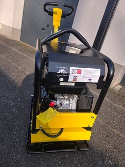 Vibrační deska TEKPAC TP5030-4 HONDA - 9