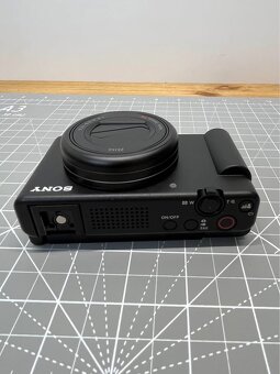 Sony ZV-1 II - 9