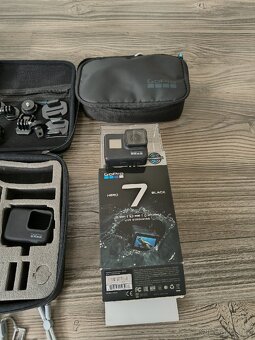 GoPro Hero 7 Black + příslušenství - 9