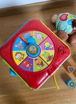 Set hraček Vtech Medvídek + Magická kostka - 9