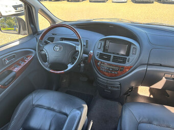 Toyota Previa 2.4i LPG - ZÁLOHOVÁNO - 9