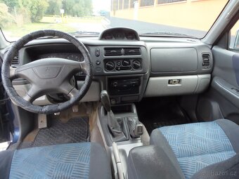 Mitsubishi Pajero Sport 2.5 TD 4x4 tažné 2.8T ČR původ - 9