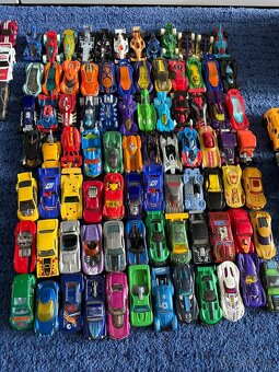 Hot Wheels dráhy + autíčka - 9