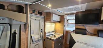 205PS 2021 motor IVECO 2,3 Obytné auto Weinsberg KNAUS VAN - - 9