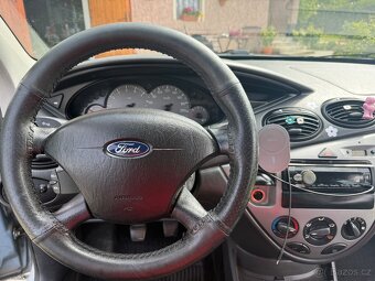 Ford Focus 1.6 74Kw - 9