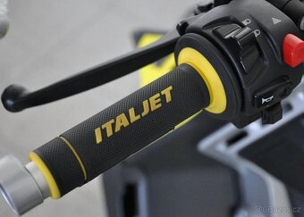 Italjet Dragster 125 ABS NOVÉ SKLADEM benzín automat 9 kw - 9