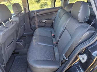 Opel Astra H 1,9 CDTI 88KW Combi ALU kola Tažné - 9