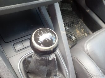 Golf 5 1.9 tdi 77kw GT - 9