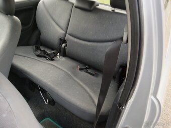 Yaris 1.0i (50kw) - NOVÁ STK - EKO- 0 KČ - 9