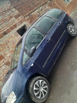 Ford galaxy - 9