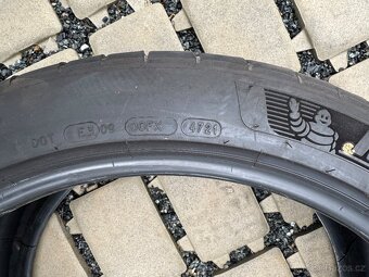Letní pneumatiky 265/40 R21 a 295/35 R21 - 9