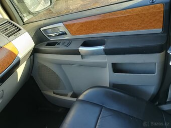 Chrysler Grand Voyager - 9