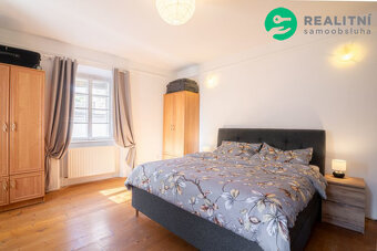 Roubenka s duší v centru města Vimperk - 9