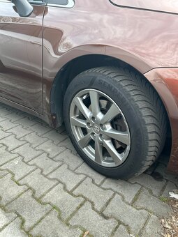 TOYOTA avensis 2.0D - 9