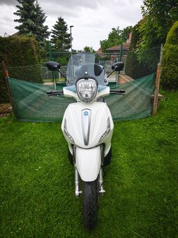Piaggio Beverly 350 i.e. ABS/ASR Sport Touring (2016) TOP, 7 - 9