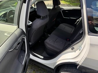 Toyota RAV4 2,5 Hybrid Automat,Dph, Najeto jen 49tis. - 9