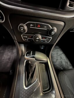 Dodge Charger 2016 (3,6-V6-219Kw-SXT-AWD) - 9