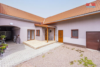 Prodej bytu 3+1, 106 m², Hradec Králové, ul. Pražská třída - 9