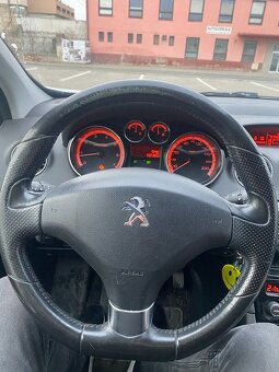 PEUGEOT 308 1.6 LPG 2013 - 9