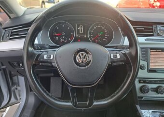 Volkswagen Passat 2,0TDI 110kW Variant BlueMotio - 9