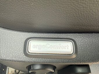 Volkswagen Passat B8 Variant 2.0 TDI Alltrack 4x4, DSG - 9