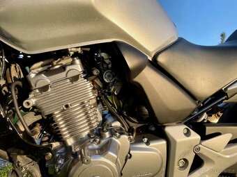 HONDA CBF 500 - 9
