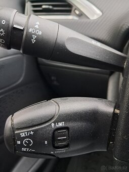 Peugeot 2008,1.2VTI,servis,Čr,rozvody - 9