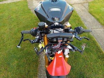 Aprilia RS 660 Supertwin - 9