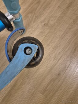 Koloběžka Micro maxi Deluxe skládací - 9