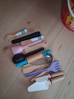 Detska dřevěná kuchynka - 9