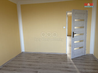 Prodej bytu 4+1, 91 m², Pardubice, ul. Bartoňova - 9