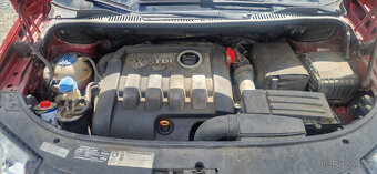 VW Touran 1.9 TDI - 9