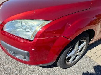 Ford Focus 1,6i, 2006 - 9