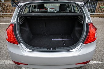 Kia Cee´d 1.4 1.majiteľ - 9