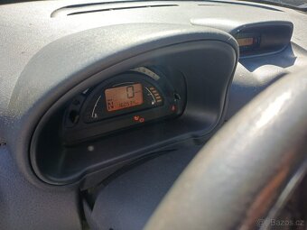 Citroen C2 automat/r.v.2005 - 9