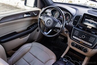 Mercedes-Benz GLE350d 190kW 4Matic / FULL LED Matrix / - 9