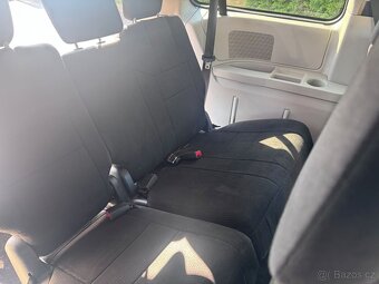 Chrysler Town Country 3,6 V6 RT El dveře DO 2011 DPH - 9